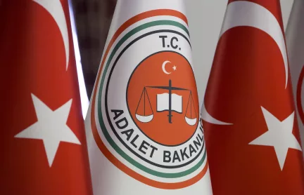 Adalet Bakanlığı 5 Bin Sözleşmeli Personel Alacak