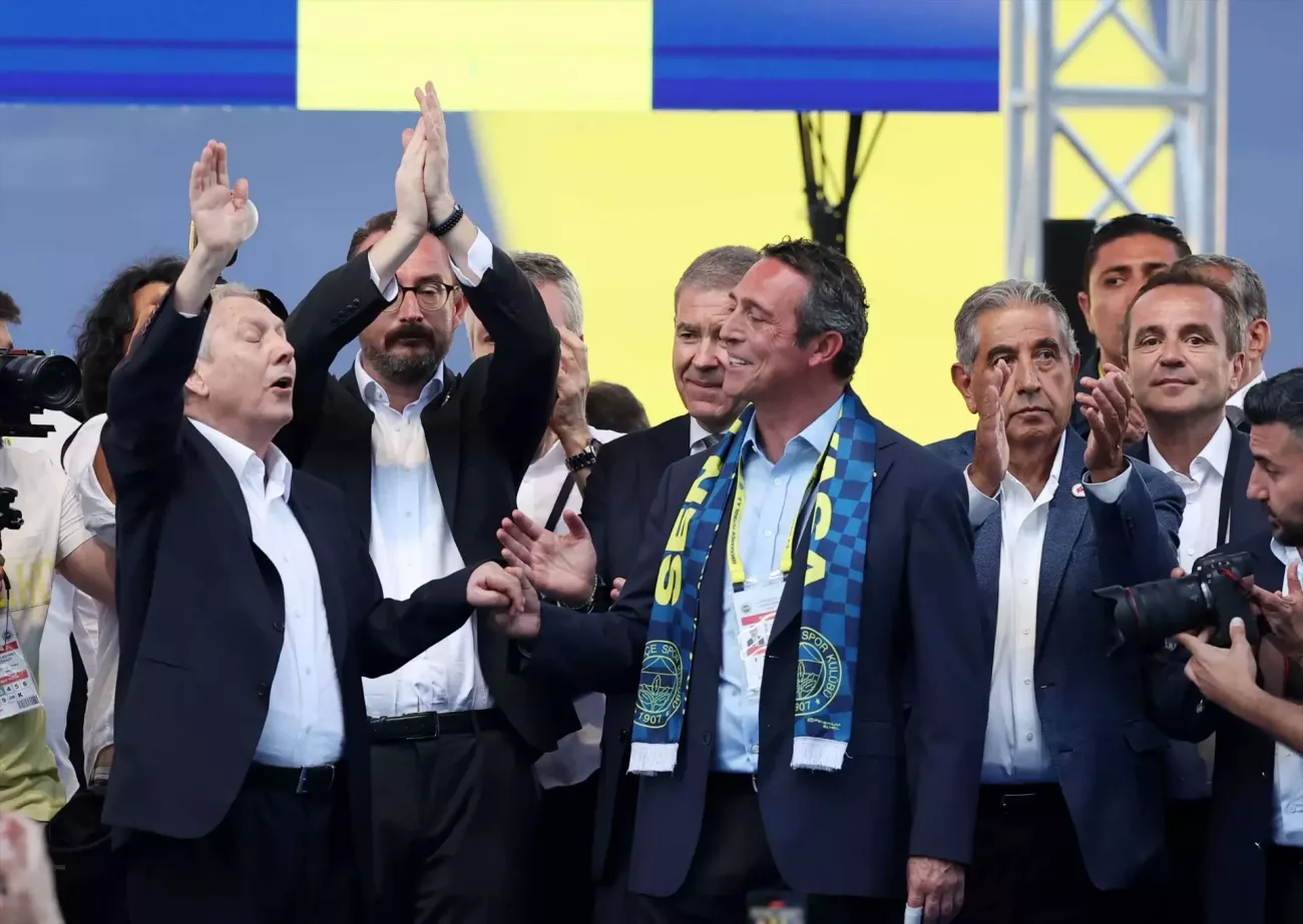 Ali Koç'tan Aziz Yıldırım'a Alkış Yağmuru: Fenerbahçe'de Tarihi An