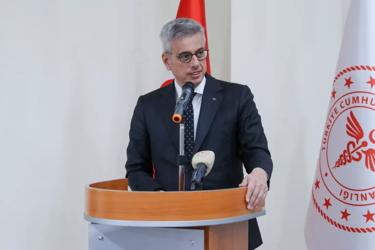 Bakan Memişoğlu’ndan Flaş Açıklama: Sezaryen Oranlarında Gözle Görülür Düşüş!