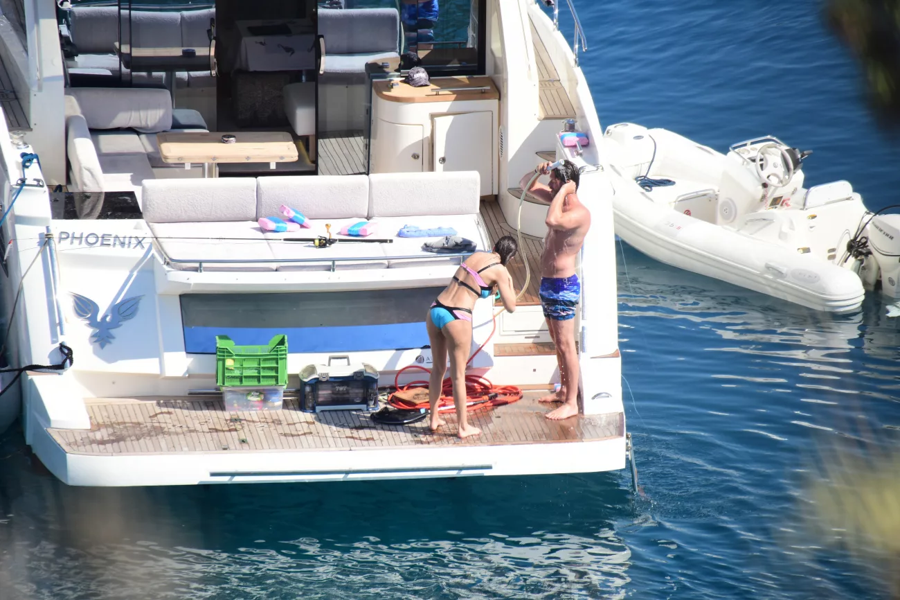 Kıvanç Tatlıtuğ, 1,5 Milyon Euro’luk Yatıyla Bodrum’da Göz Kamaştırdı!