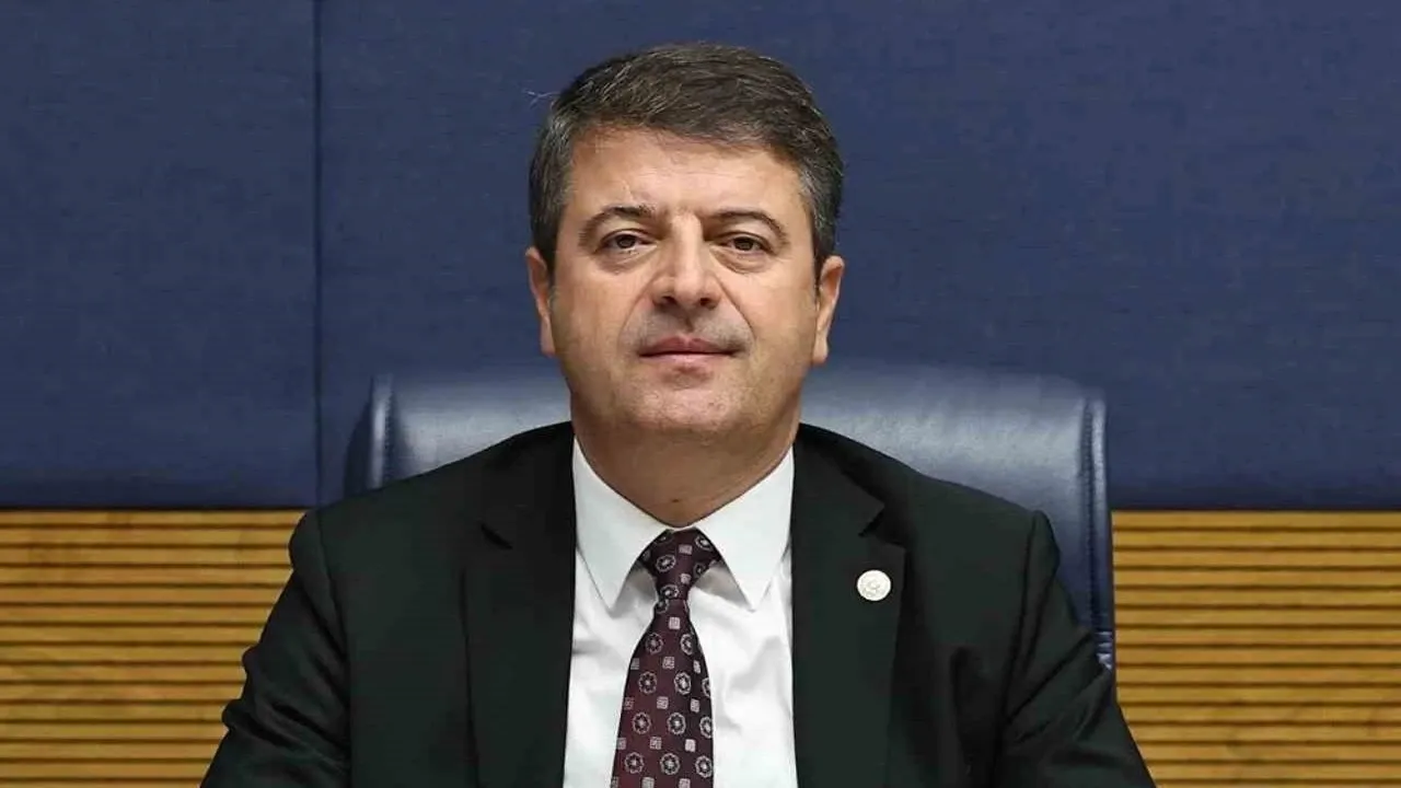 Adıyaman Belediye Başkanı Abdurrahman Tutdere Görevine Geri Döndü!