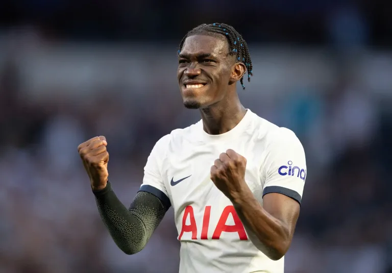 Galatasaray’da Çifte Transfer Bombası: Bissouma ve Singo İçin Geri Sayım Başladı!