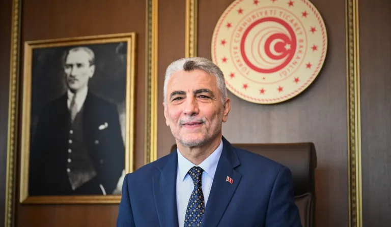 Cumhuriyet Tarihinin Rekoru Kırıldı: İhracat 24,9 Milyar Dolara Ulaştı