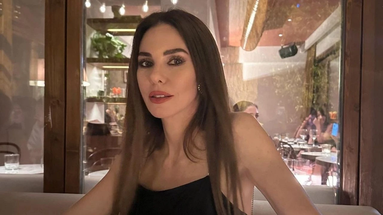 Defne Samyeli "Türk’üm" Çıkışıyla Gündem Oldu: Rasim Ozan Kütahyalı İle Gerilim Tırmandı