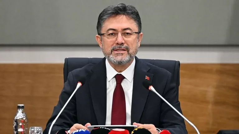 Dört Bölgede Orman Yangınları Kontrol Altında: Çanakkale’de Mücadele Devam Ediyor