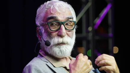 Fazilet Onat’tan Cezmi Baskın’a Şok Taciz İddiası