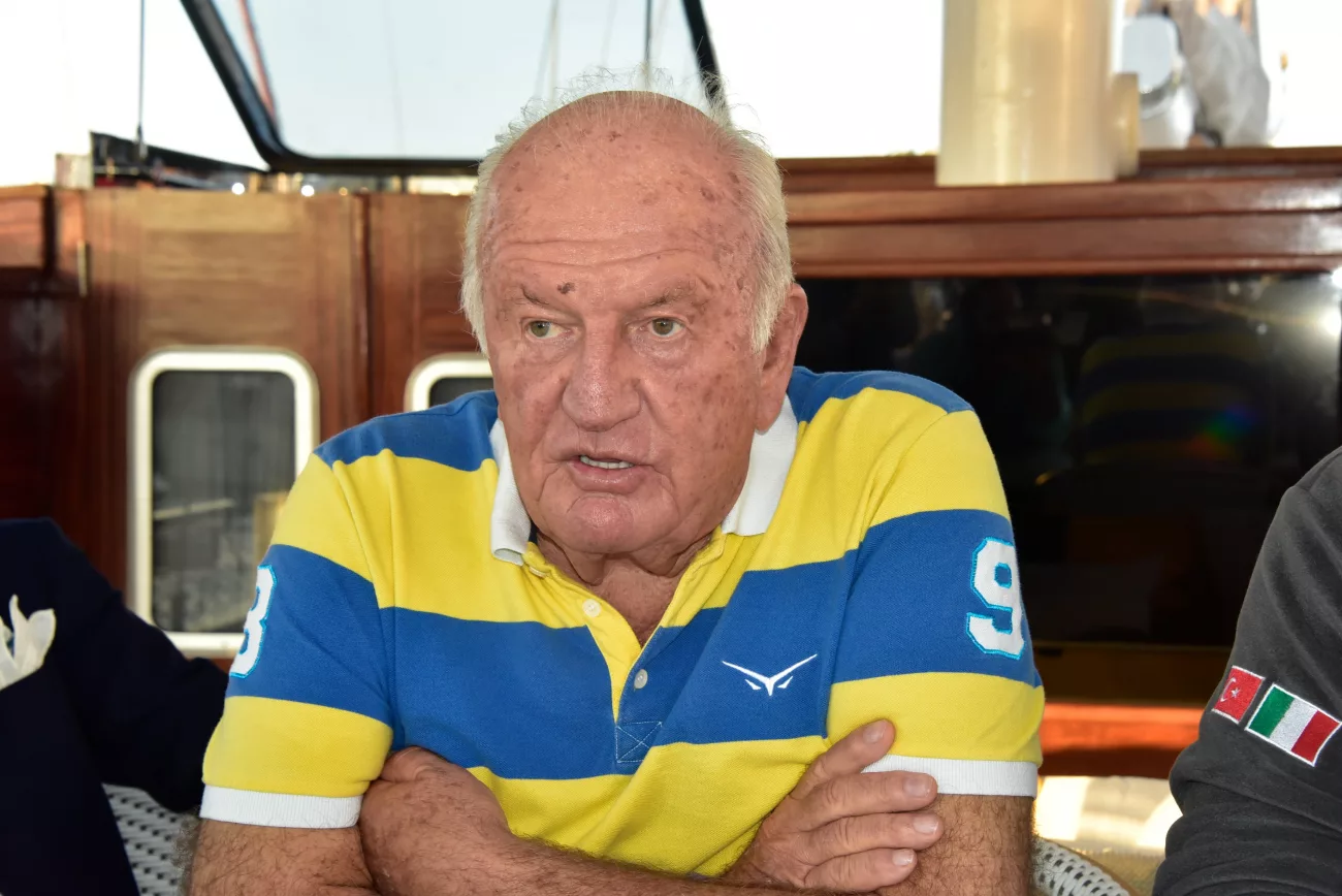 Fenerbahçe’nin Efsane Başkanı Ali Şen Yoğun Bakımda!