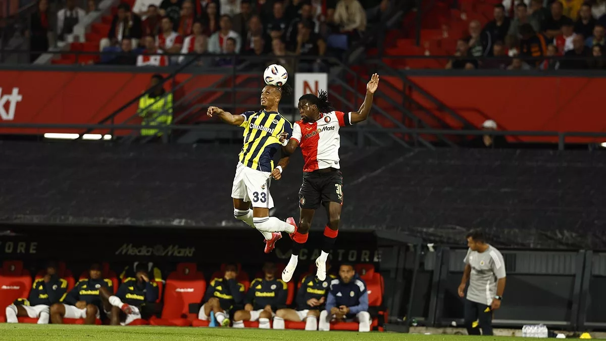 Feyenoord'a 2-1 Yenilen Fenerbahçe'den Turu Getirecek Sinyaller