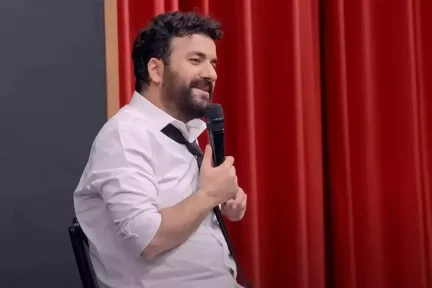 Hasan Can Kaya ve Sevgilisi Bodrum’da Romantik Tatilde