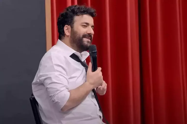 Hasan Can Kaya ve Sevgilisi Bodrum’da Romantik Tatilde