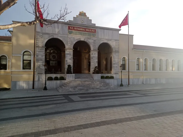 İstanbul’da Sesli SMA Stantlarına Yasak Kararı