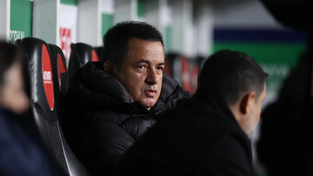 Kovduğu Antrenör Acun Ilıcalı’ya İsyan Etti: “Hakkaniyetsiz Karar”