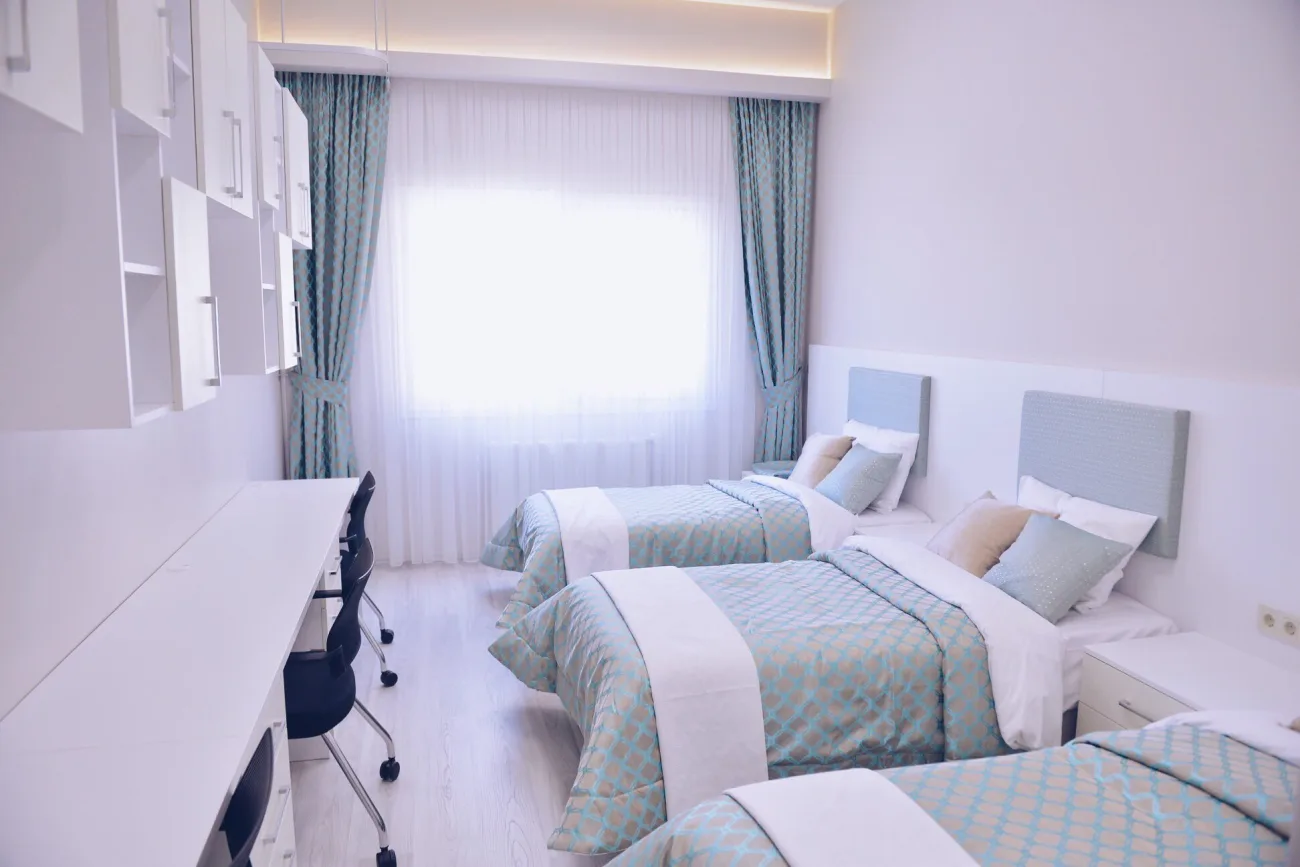 Öğrenci Yurt Ücretleri 800 Bin TL’ye Dayandı: Aileler Kara Kara Düşünüyor