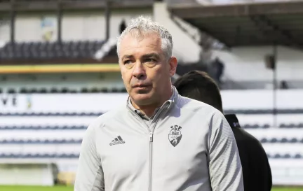 Porto’nun Efsane Kaptanı Jorge Costa, Kalp Krizi Sonrası Hayatını Kaybetti