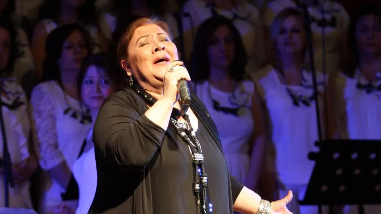 Türk Halk Müziği’nin Unutulmaz İsmi Banu Kırbağ Hayatını Kaybetti