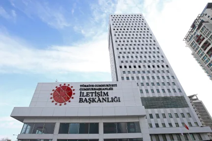 Türkiye Ekonomisi Rekor Rezerv ve Düşen Enflasyonla Güven Tazeledi