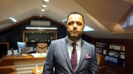 Ünlü Avukat Rezan Epözdemir Casusluk ve Rüşvet Suçlamasından Gözaltına Alındı