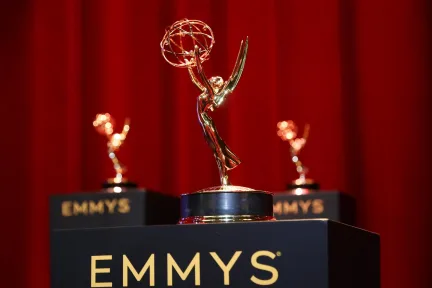 77. Emmy Ödülleri Sahiplerini Buldu: İlklerin Gecesinde Filistin Vurgusu Dikkat Çekti