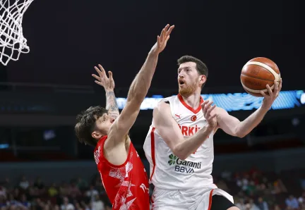 A Milli Basketbol Takımı EuroBasket 2025’te Tarihi Başarıya Koşuyor