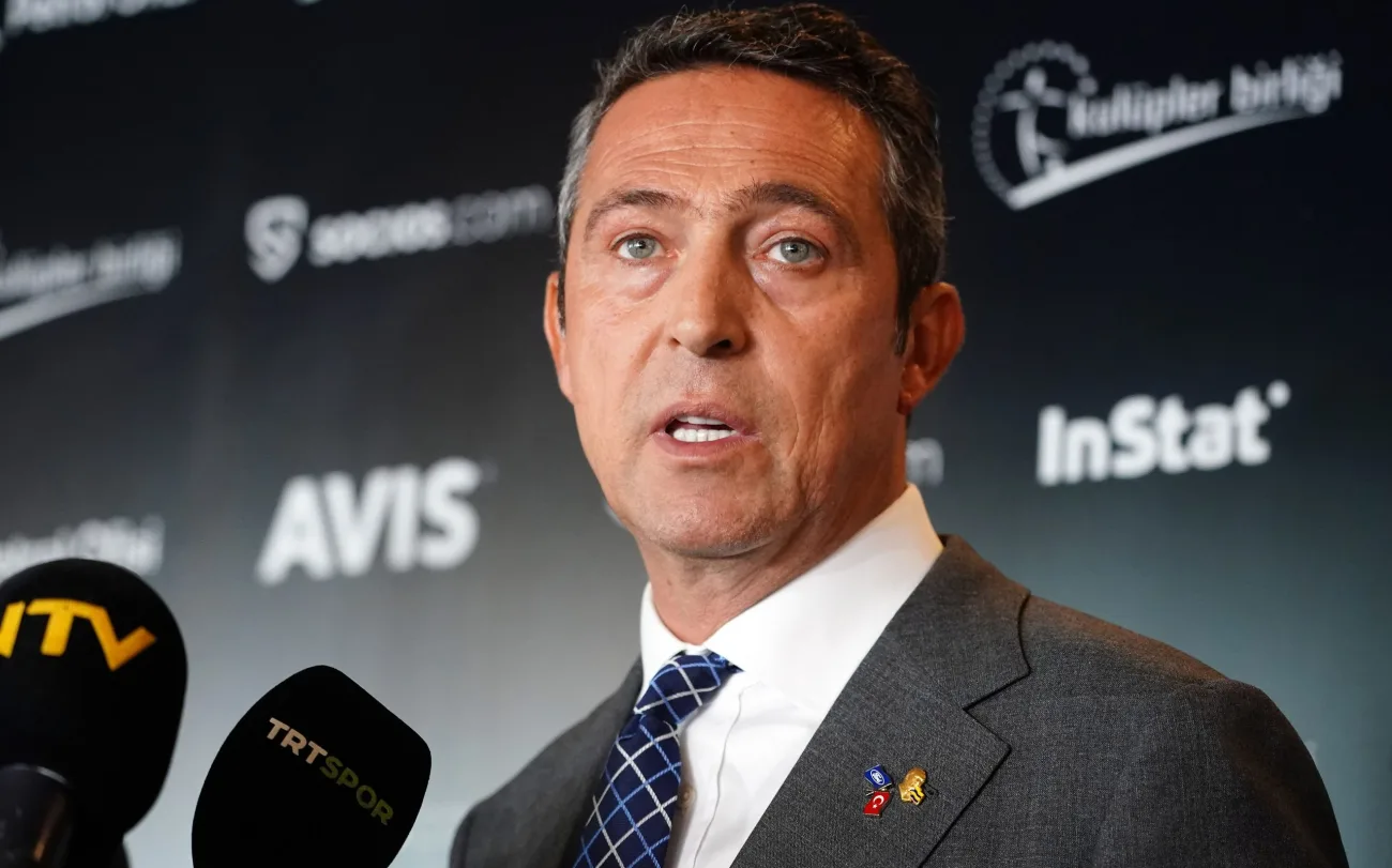 Ali Koç’un Kararı Netleşti: Fenerbahçe’de Yeni Teknik Direktör İçin 3 İsim Ön Planda
