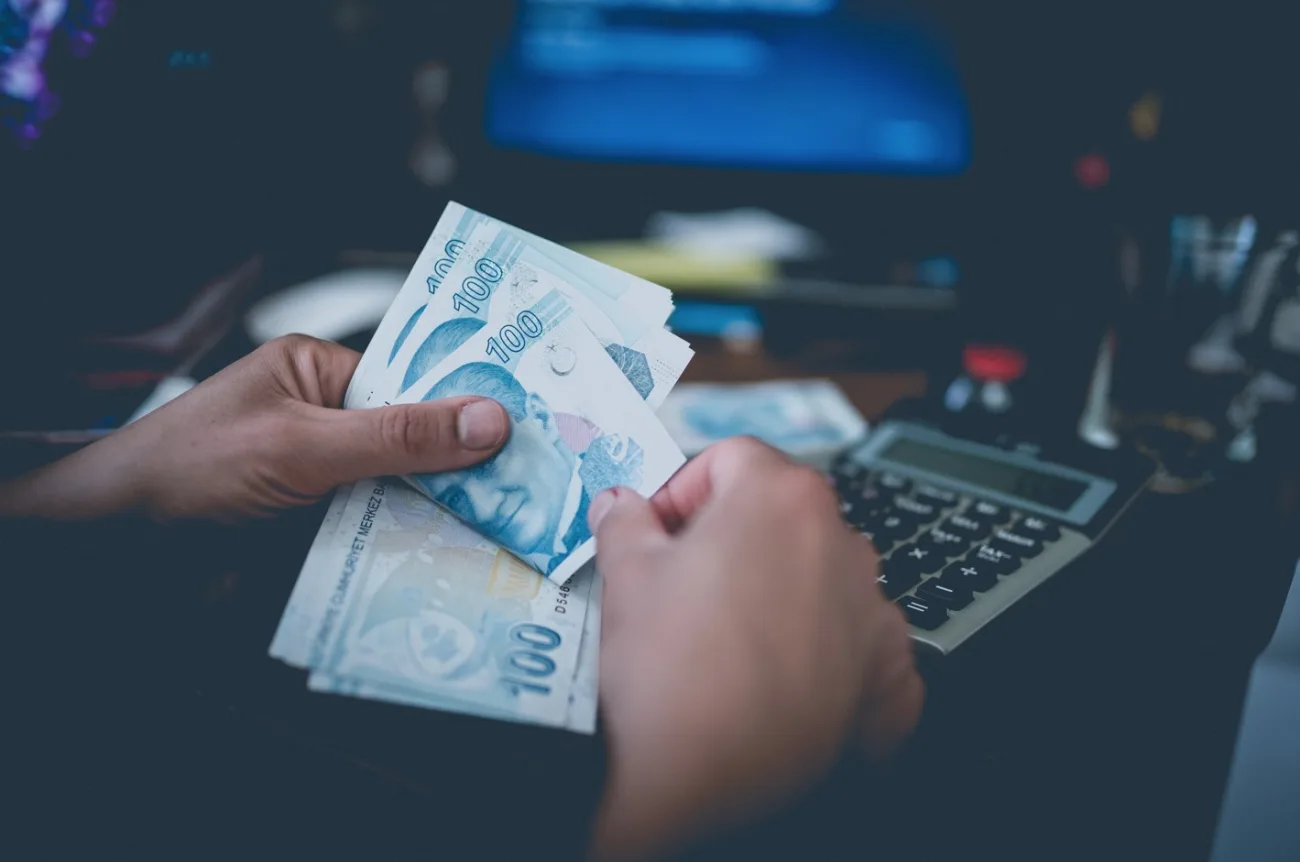 Bankalarda Promosyon Yarışı Kızıştı: Emekliler İçin Zirve Ödemeler