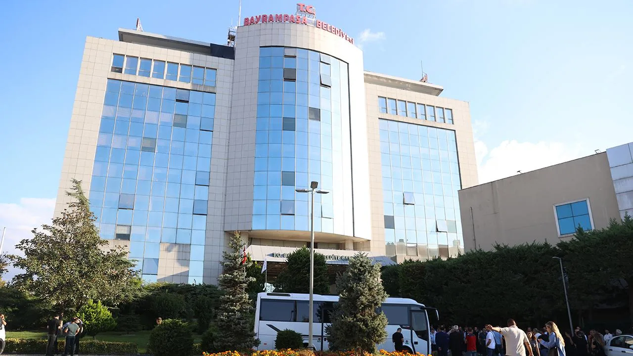 Bayrampaşa Belediyesi’nde Yolsuzluk Depremi: Başkan Hasan Mutlu Dahil 20 Kişi Tutuklandı