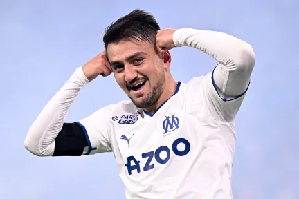 Cengiz Ünder Resmen Beşiktaş’ta! Fenerbahçe’den Sürpriz Transfer Hamlesi