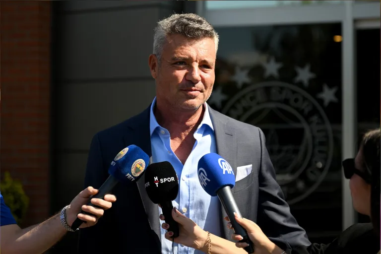 Fenerbahçe’de Yeni Başkan Sadettin Saran Radikal Kararlar Alıyor! Kritik Toplantı ve Volkan Demirel İddiası