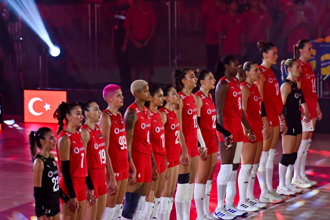 Filenin Sultanları Tarihi Finalde İtalya'ya 3-2 Kaybetti