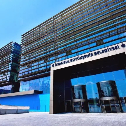 İBB Soruşturmasında Murat Gülibrahimoğlu ve Emrah Bağdatlı Hakkında Kırmızı Bülten