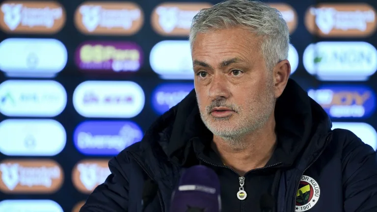 Karabağ’ın Tarihi Zaferi Sonrası Benfica’da Şok: Jose Mourinho İddiası