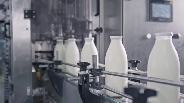 Rekabet Kurulu'ndan Süt Sektörüne Büyük Darbe: 39 Firmaya Soruşturma