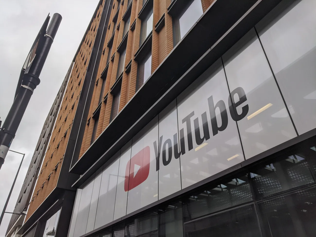 YouTube, Trump’a 24,5 Milyon Dolar Tazminat Ödeyecek