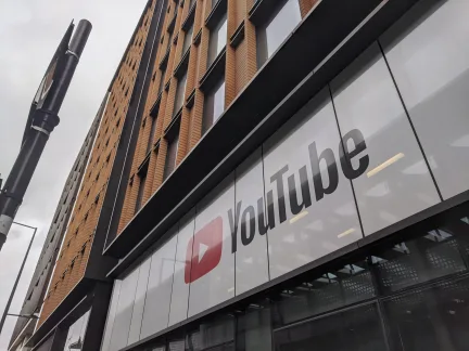 YouTube, Trump’a 24,5 Milyon Dolar Tazminat Ödeyecek