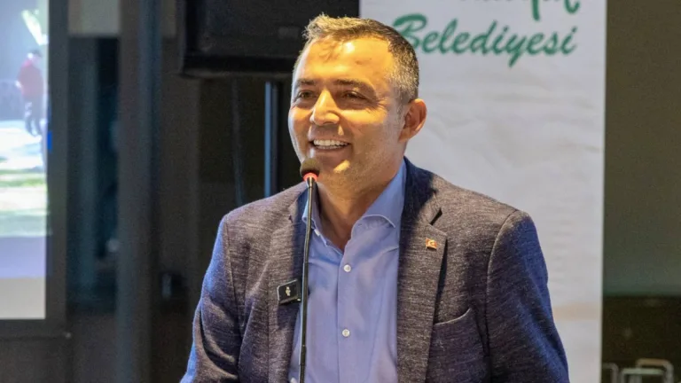 Tutuklu Manavgat Belediye Başkanı Niyazi Nefi Kara CHP’den İstifa Etti