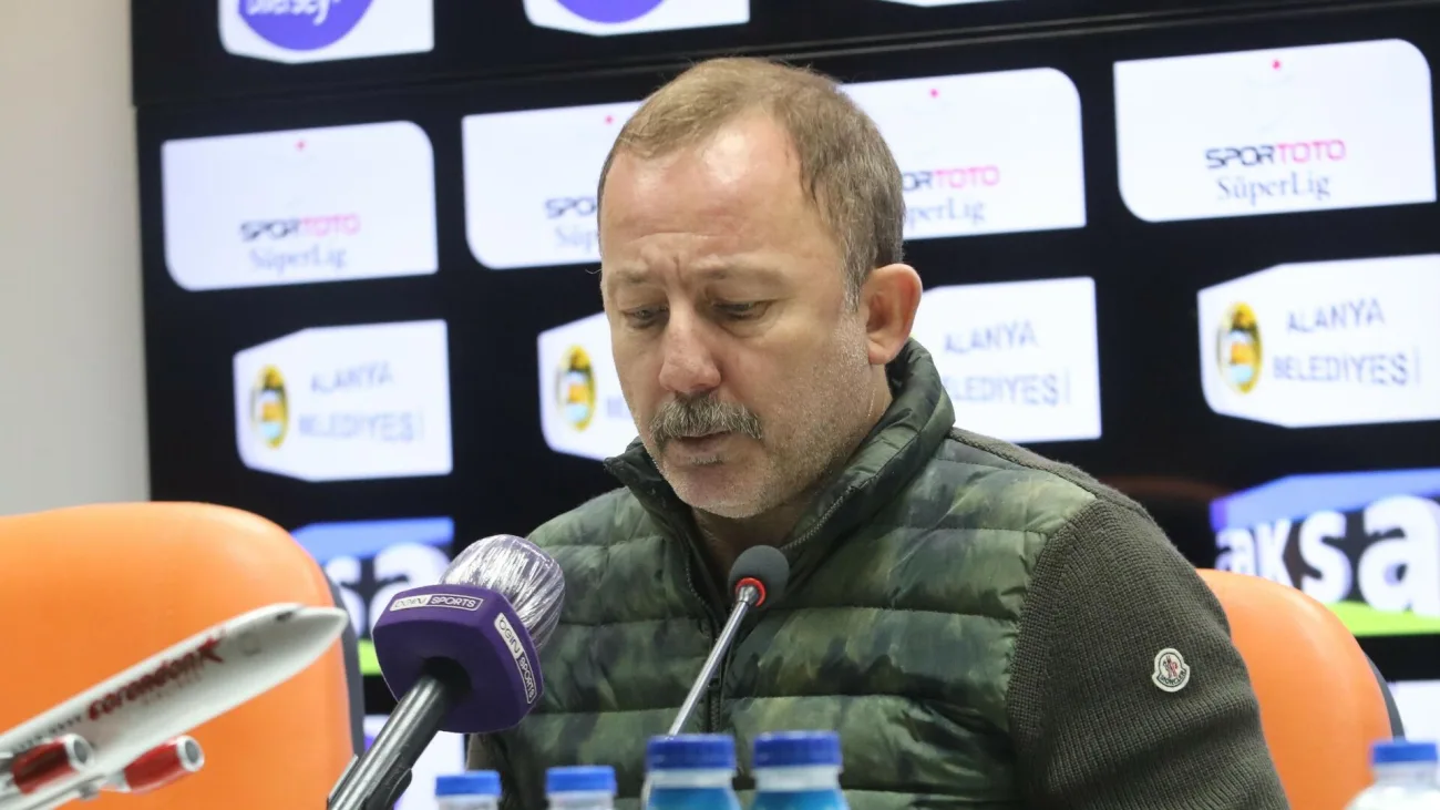 Galatasaray Taraftarından Sergen Yalçın’a Duygulandıran Pankart