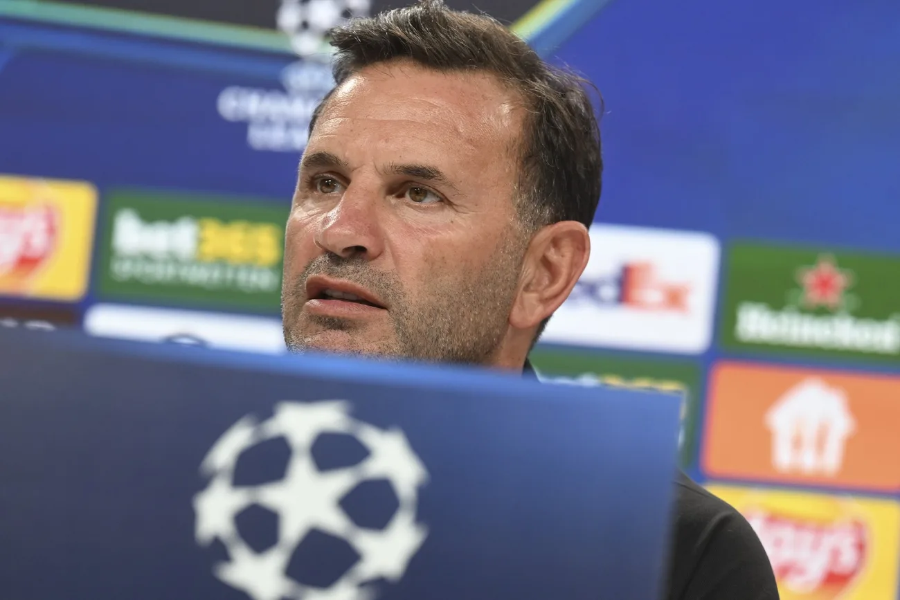 Galatasaray’da Okan Buruk Kararı: Yönetimden Tarihi Adım!