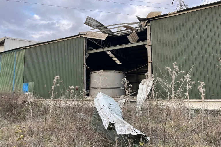 Kocaeli’de Kimya Fabrikasında Patlama: Can Kaybı ve Yaralılar Var