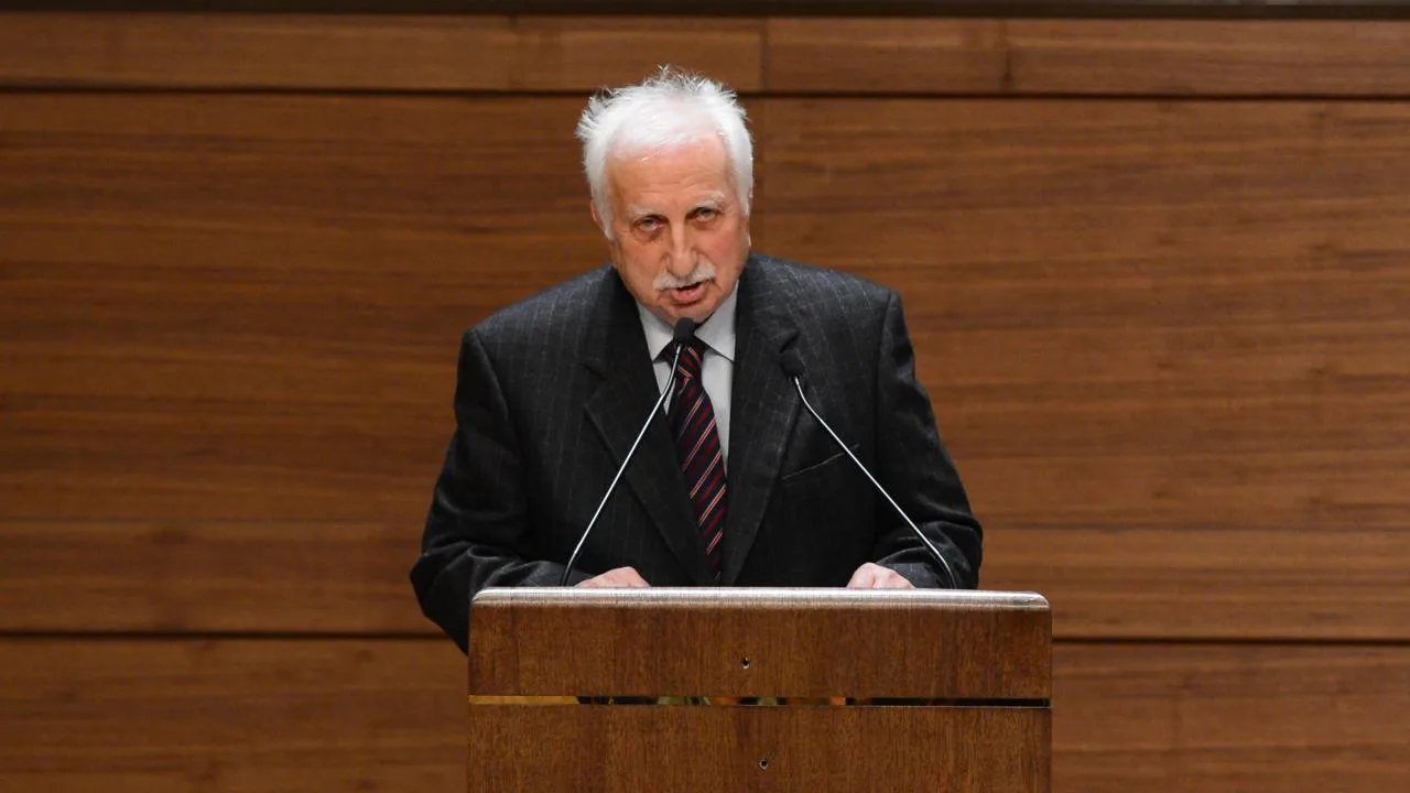 Neyzen, Ebru Sanatçısı ve Fotoğrafçı Niyazi Sayın 98 Yaşında Hayatını Kaybetti