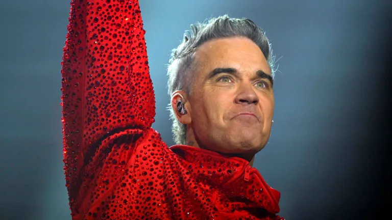 Robbie Williams'ın İstanbul Konseri Güvenlik Gerekçesiyle İptal Edildi