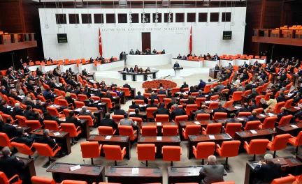 TBMM’de Yeni Yasama Yılı Başladı: DEM Parti ve İmralı Heyeti Bahçeli ile Selamlaştı