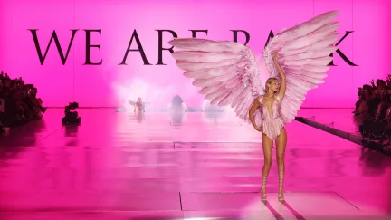 Victoria’s Secret Fashion Show 2025: Melekler Geri Döndü!